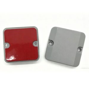 on metal tag10